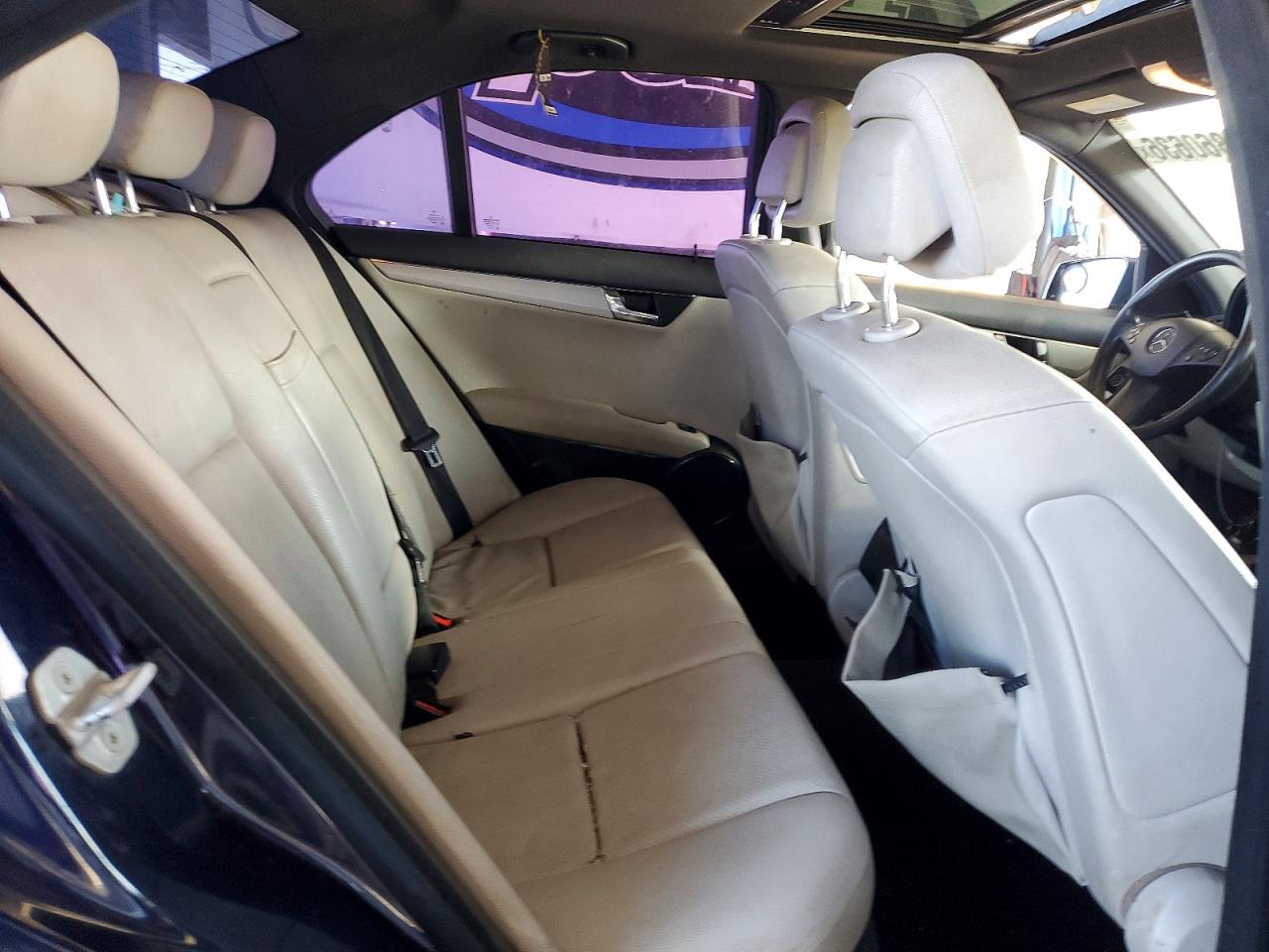 2011 MERCEDES-BENZ C-CLASS