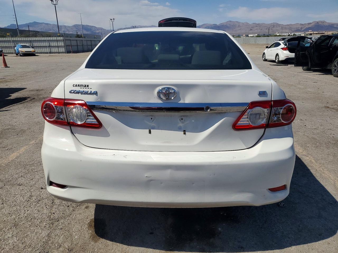 2011 TOYOTA COROLLA