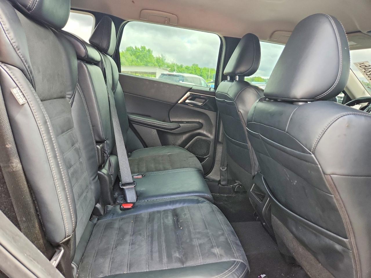 2022 MITSUBISHI OUTLANDER