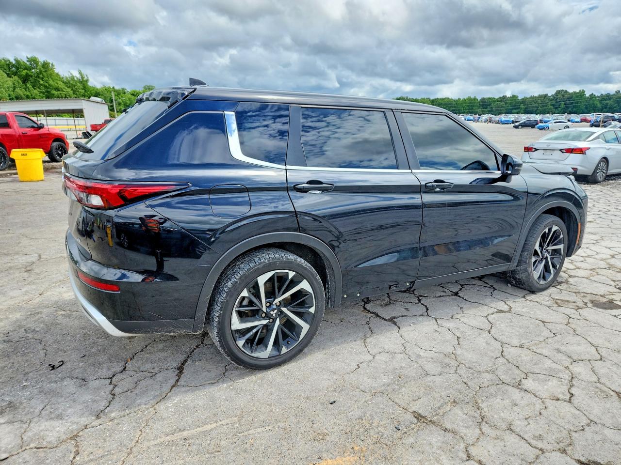 2022 MITSUBISHI OUTLANDER