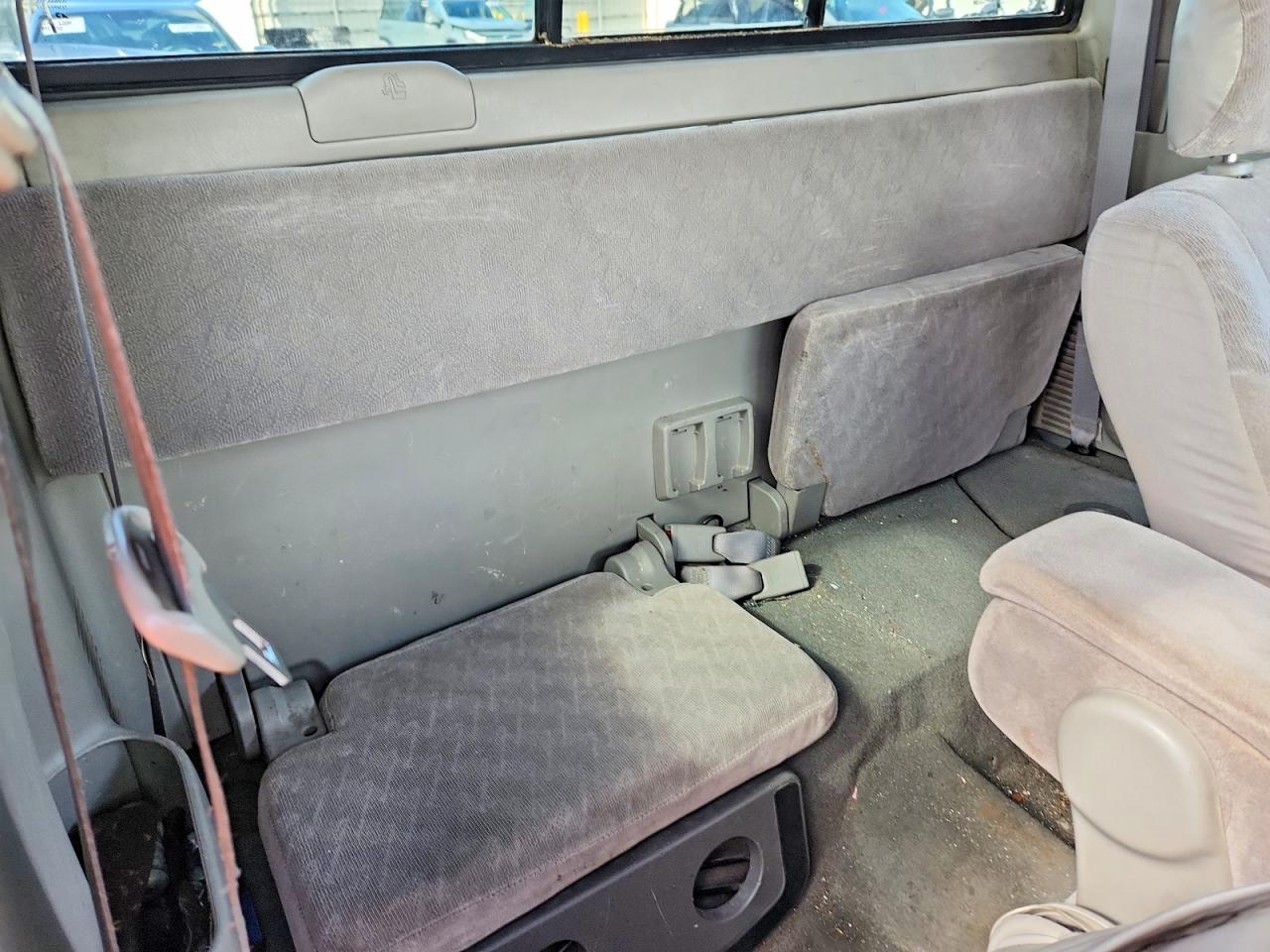 2004 TOYOTA TACOMA