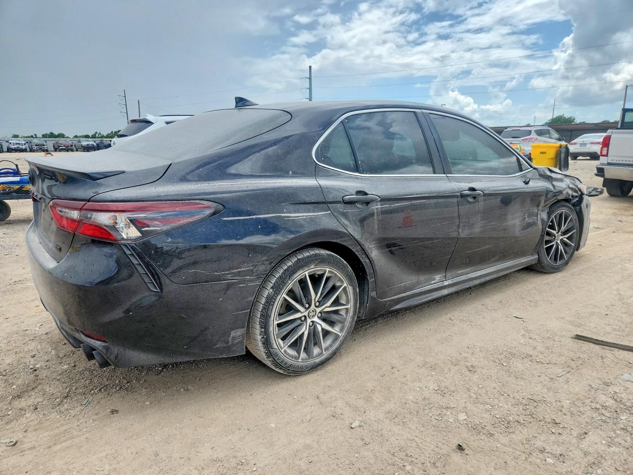 2021 TOYOTA CAMRY