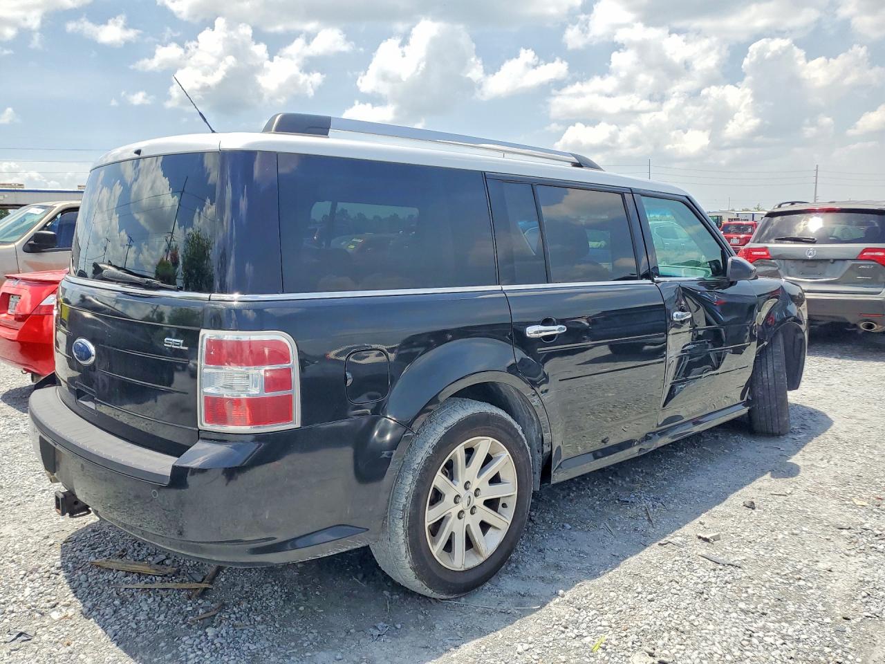 2011 FORD FLEX