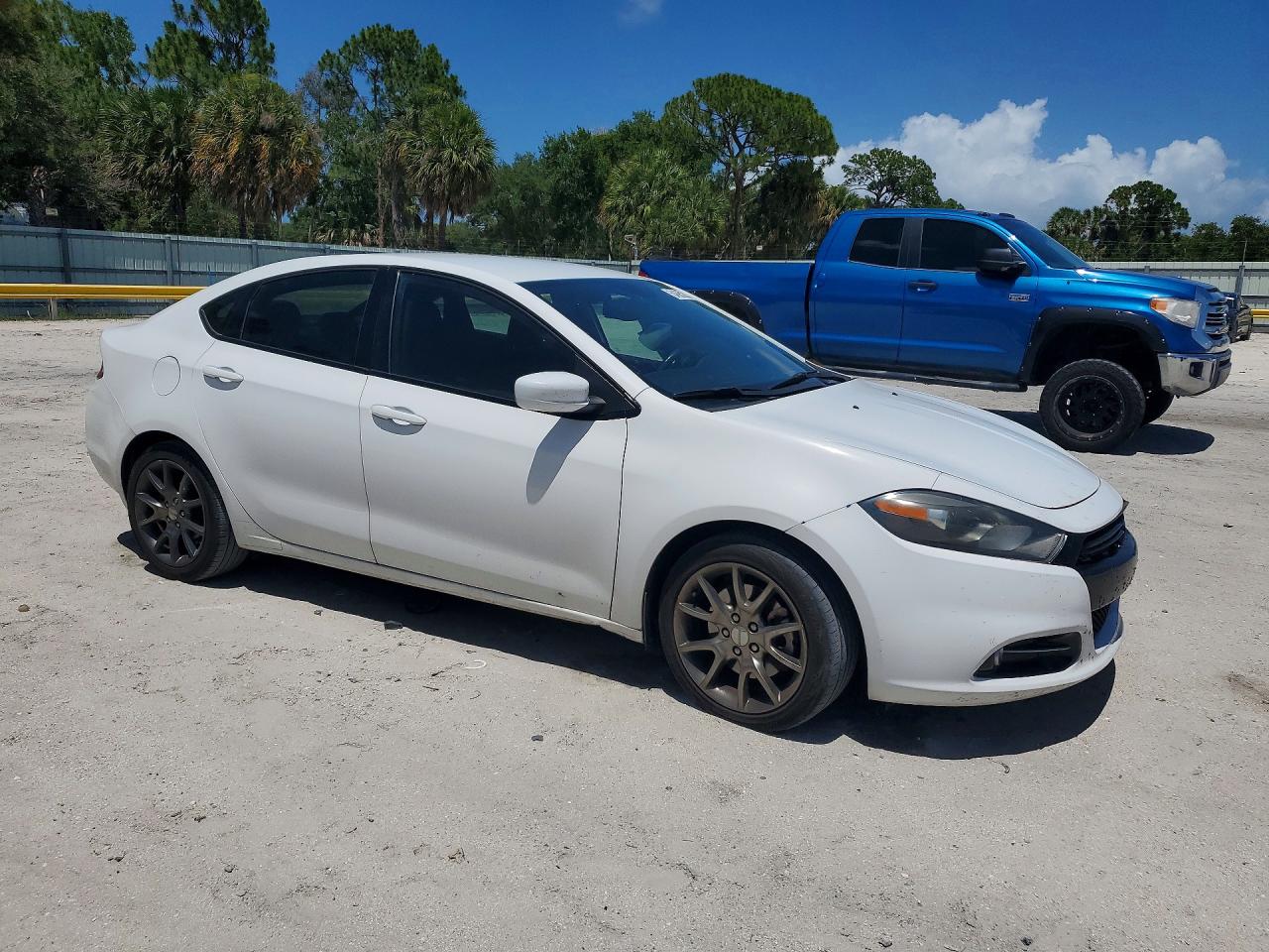2014 DODGE DART