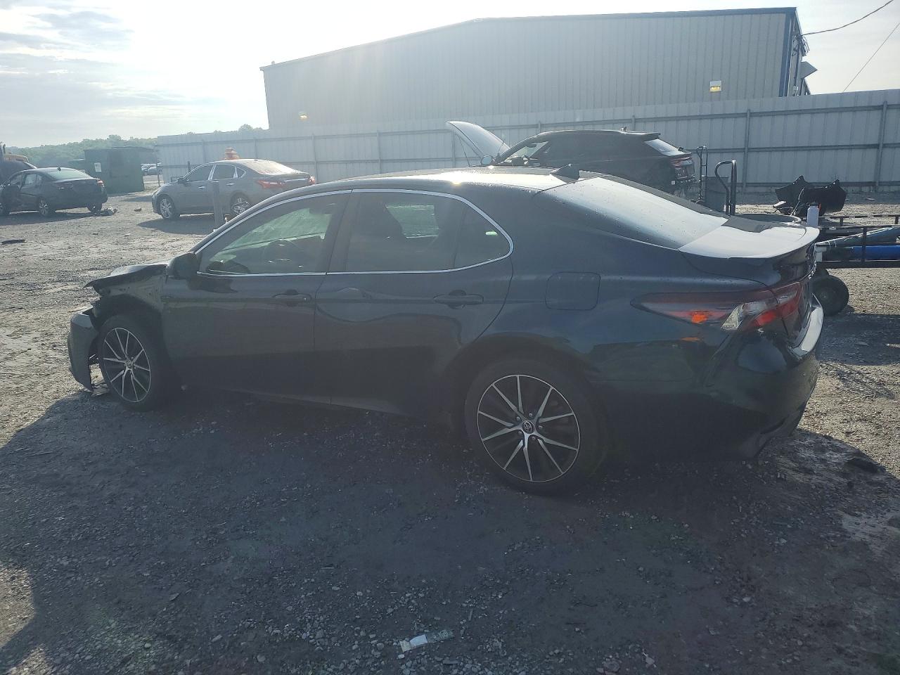 2021 TOYOTA CAMRY