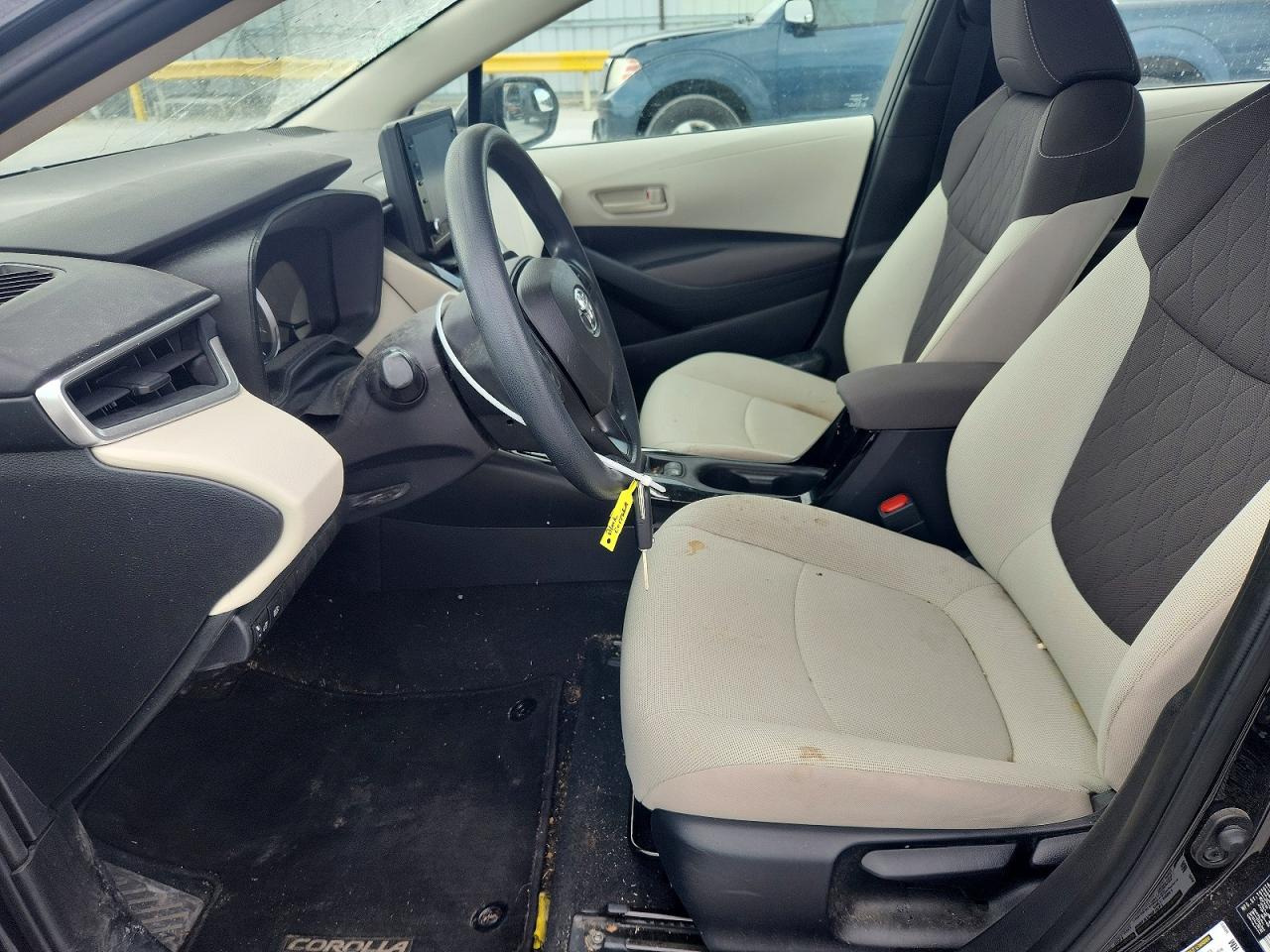 2022 TOYOTA COROLLA