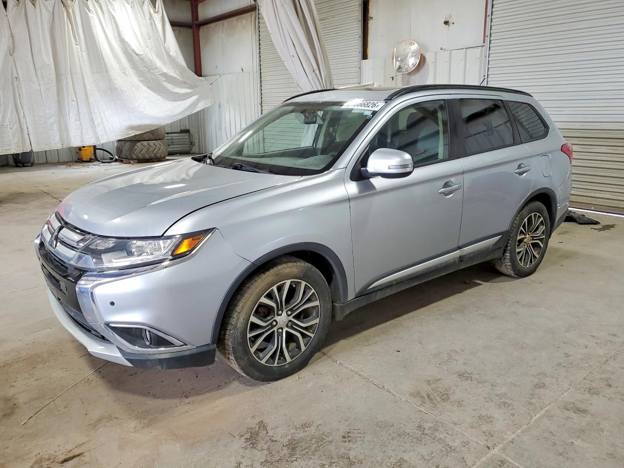 2016 MITSUBISHI OUTLANDER