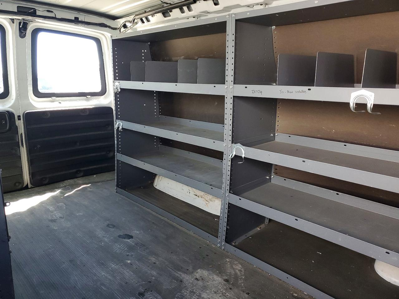 2016 CHEVROLET EXPRESS
