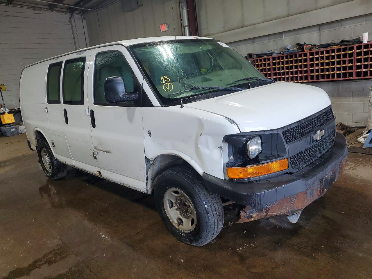 2008 CHEVROLET EXPRESS