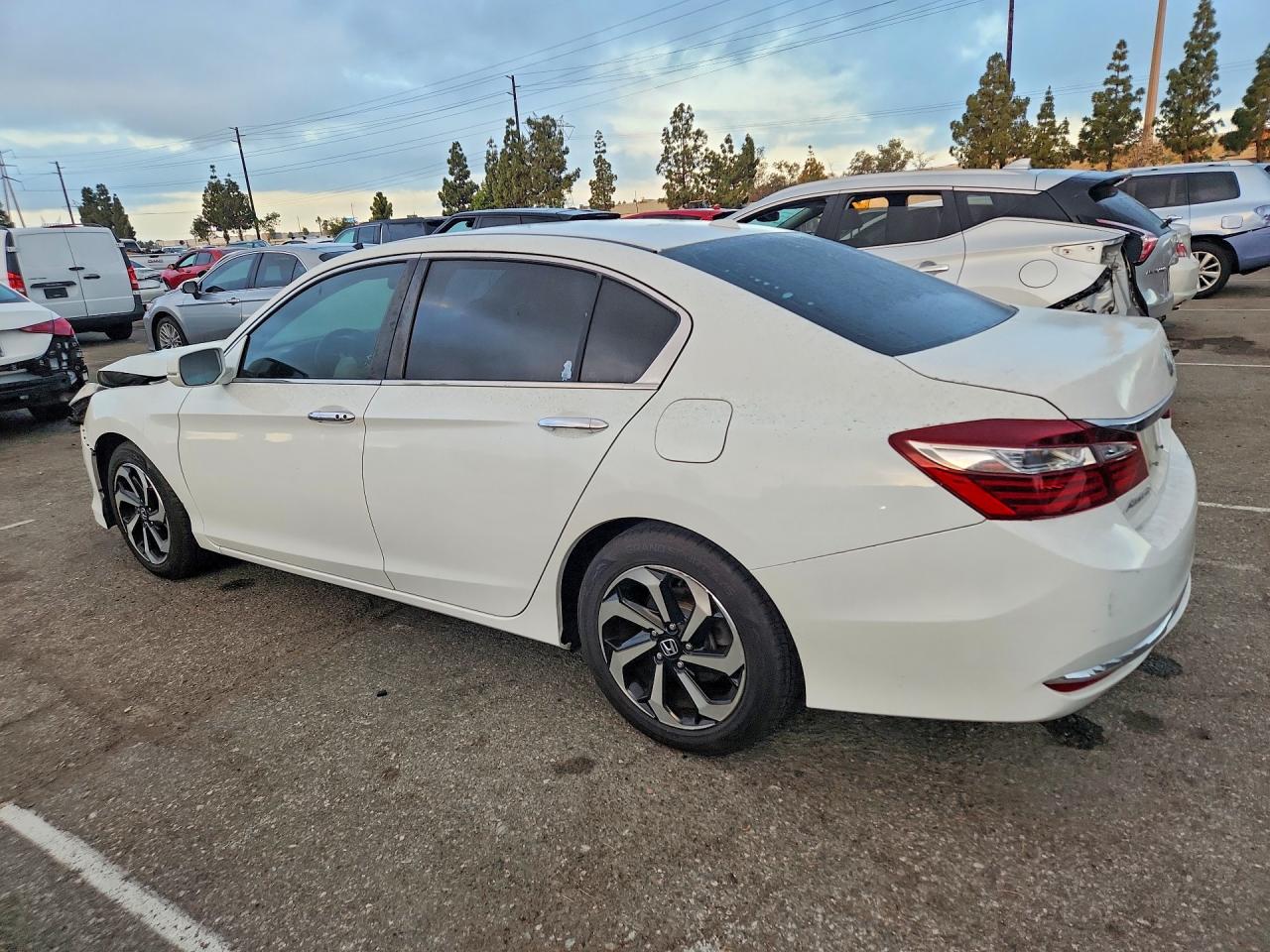2017 HONDA ACCORD