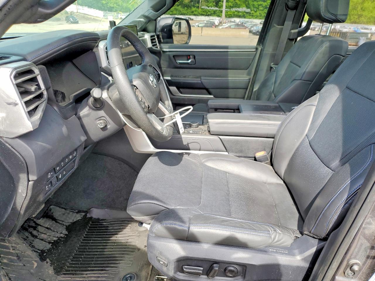 2024 TOYOTA TUNDRA