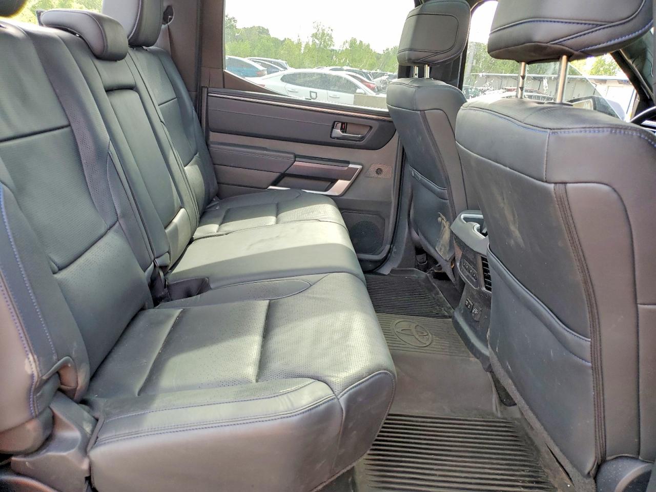 2024 TOYOTA TUNDRA