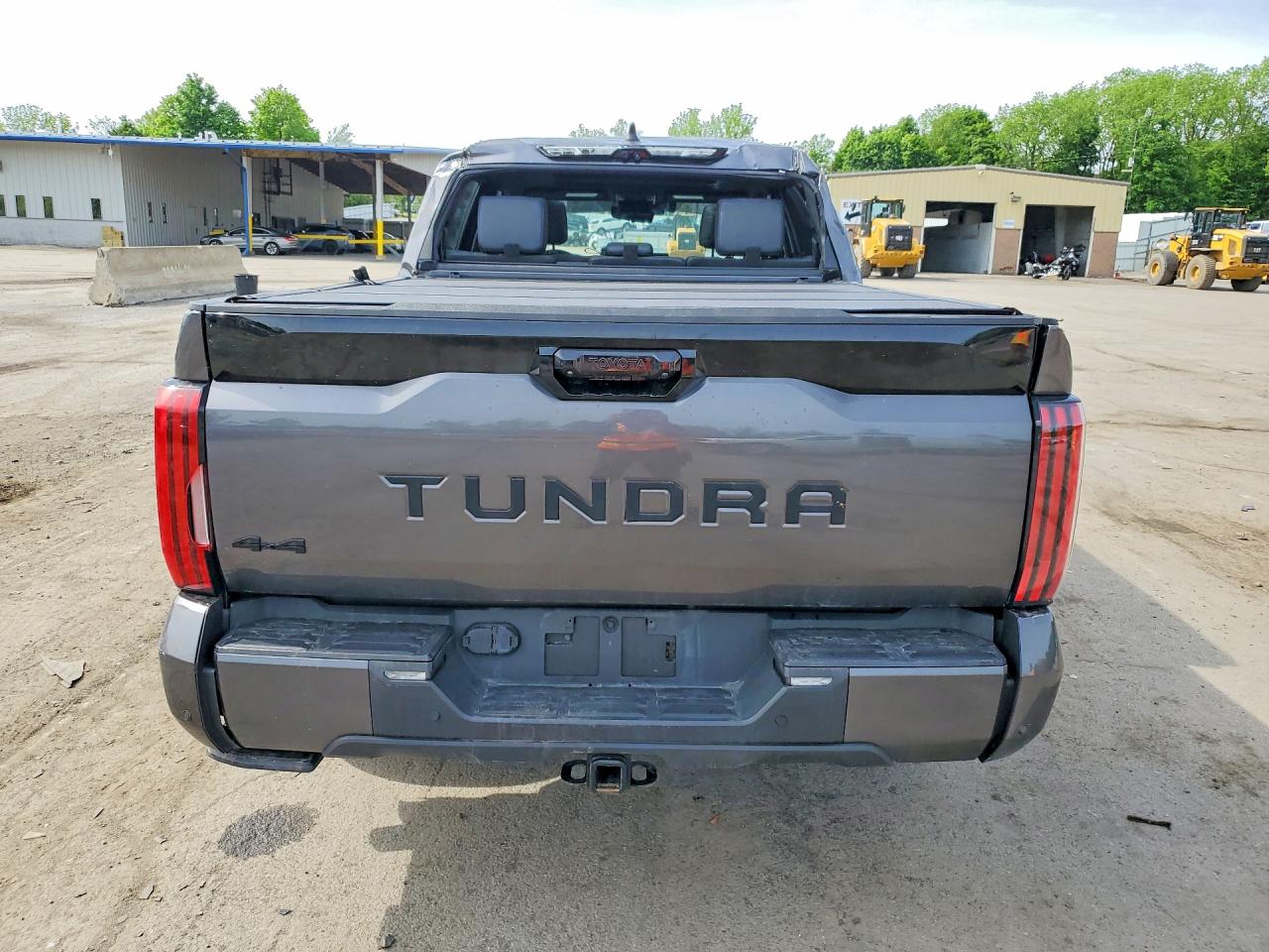 2024 TOYOTA TUNDRA