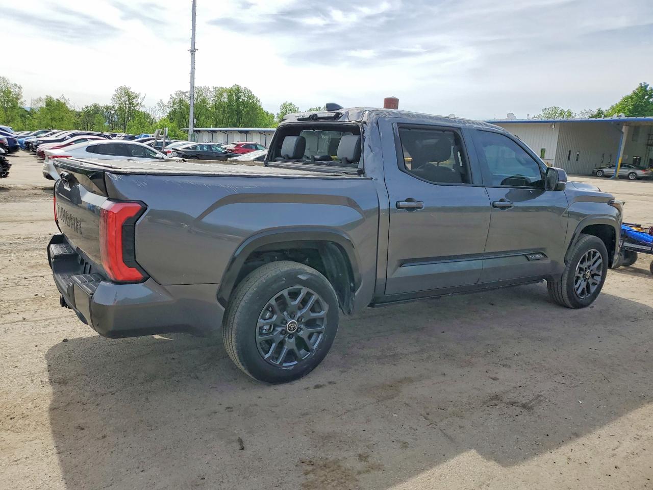 2024 TOYOTA TUNDRA