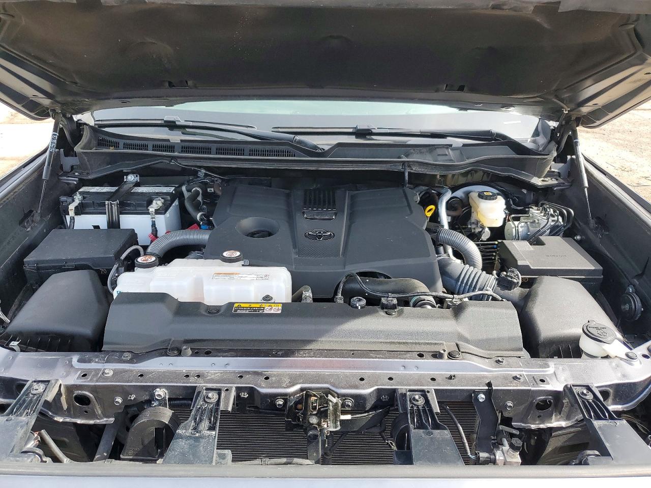 2024 TOYOTA TUNDRA