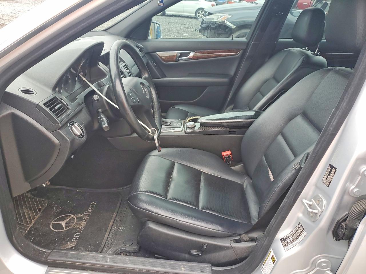 2010 MERCEDES-BENZ C-CLASS