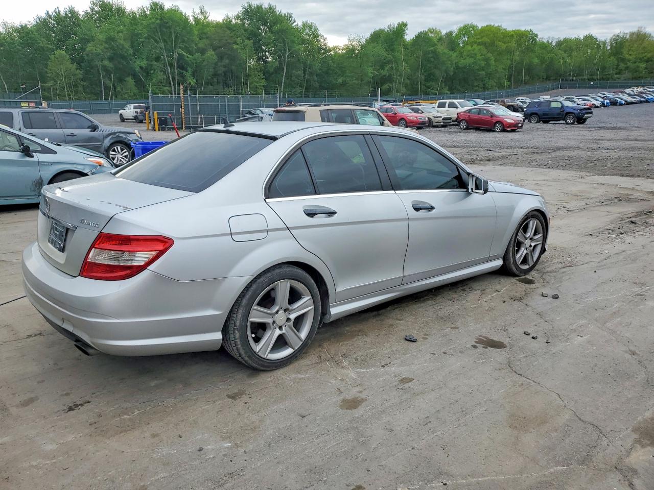 2010 MERCEDES-BENZ C-CLASS