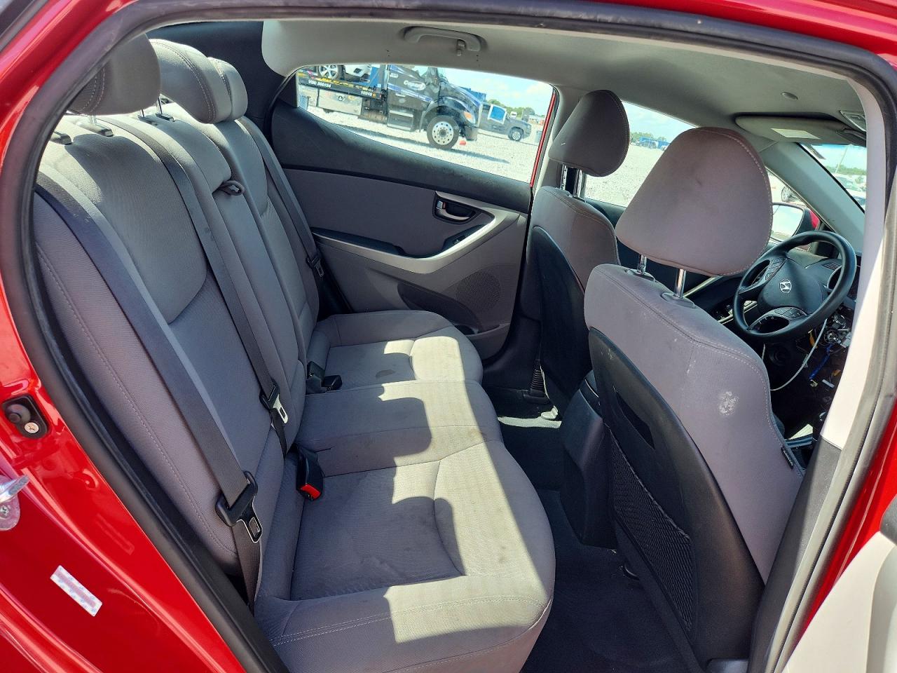 2014 HYUNDAI ELANTRA