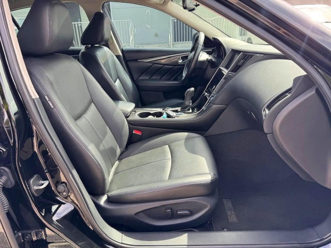 2021 INFINITI Q50