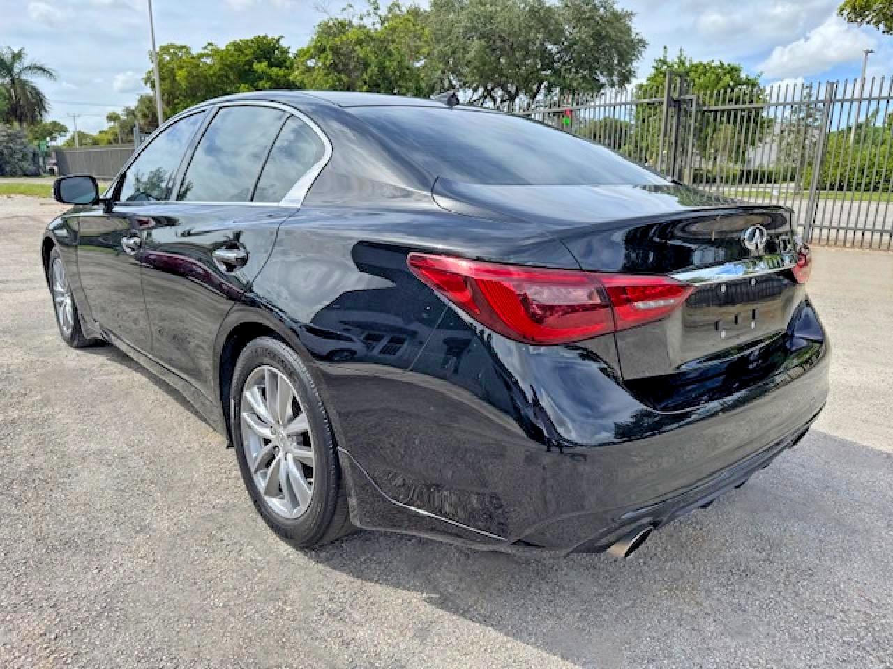 2021 INFINITI Q50