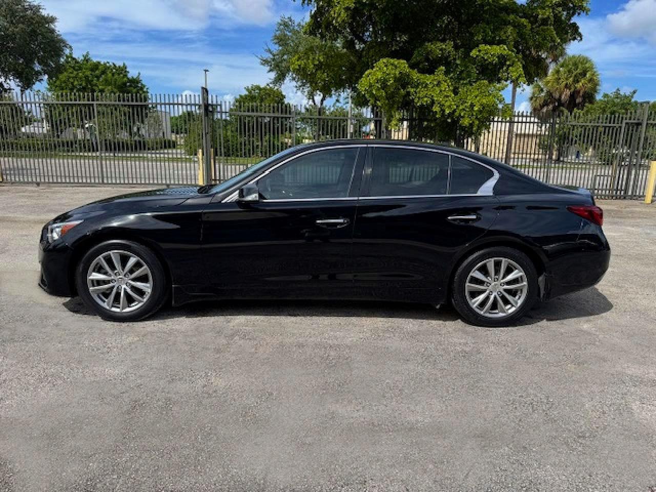 2021 INFINITI Q50