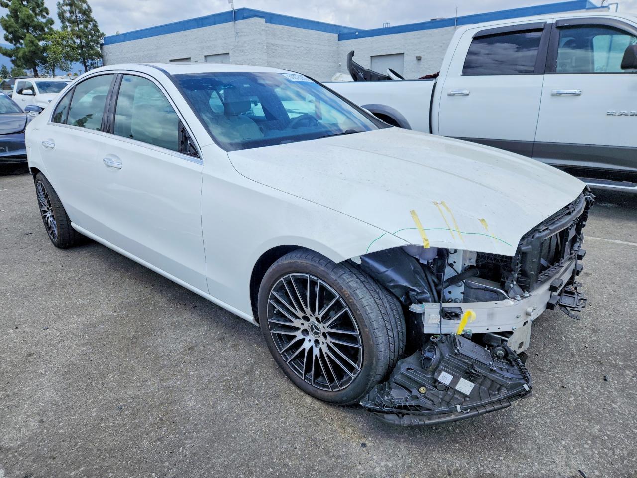 2024 MERCEDES-BENZ C-CLASS