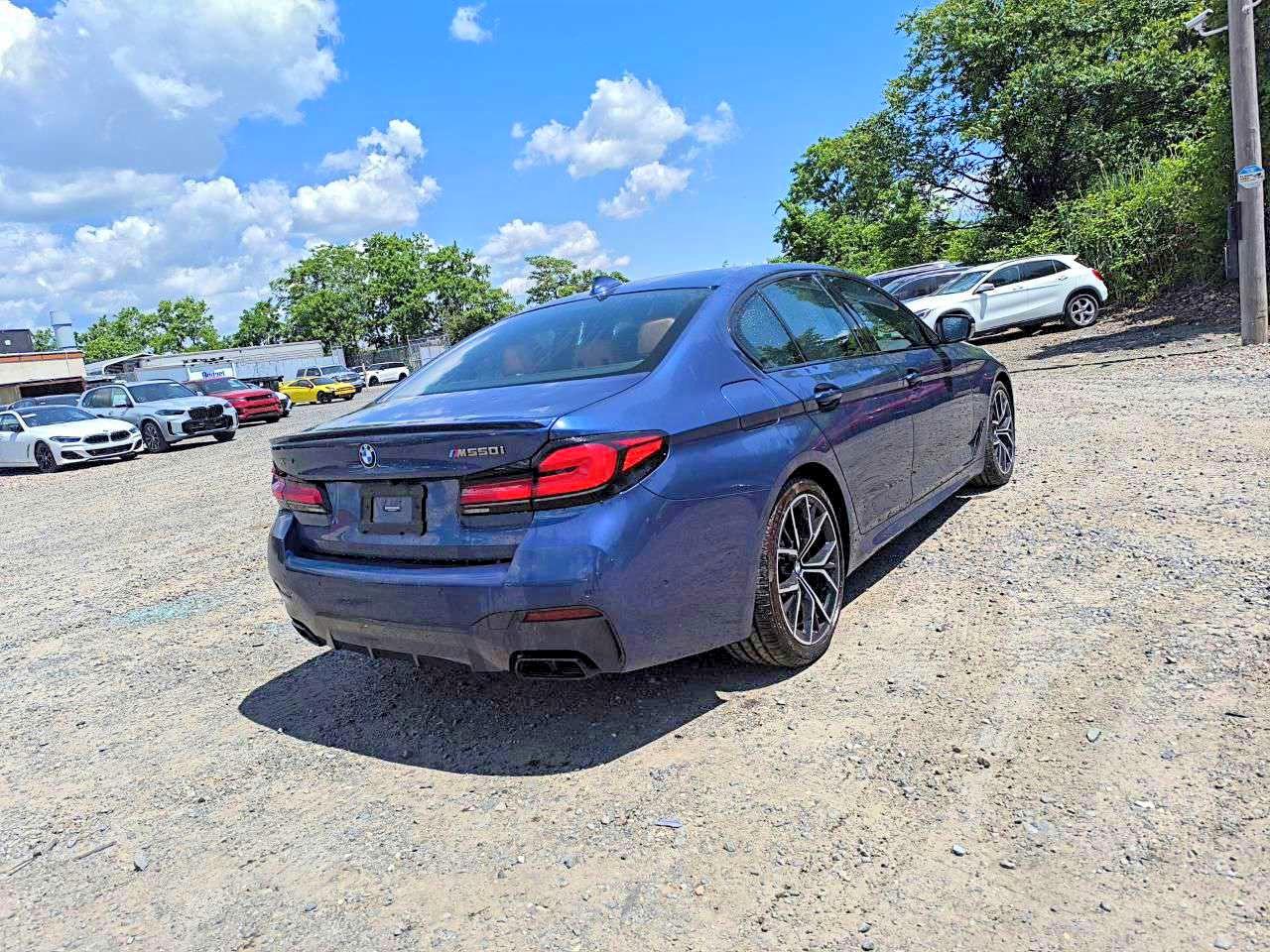 2023 BMW M5