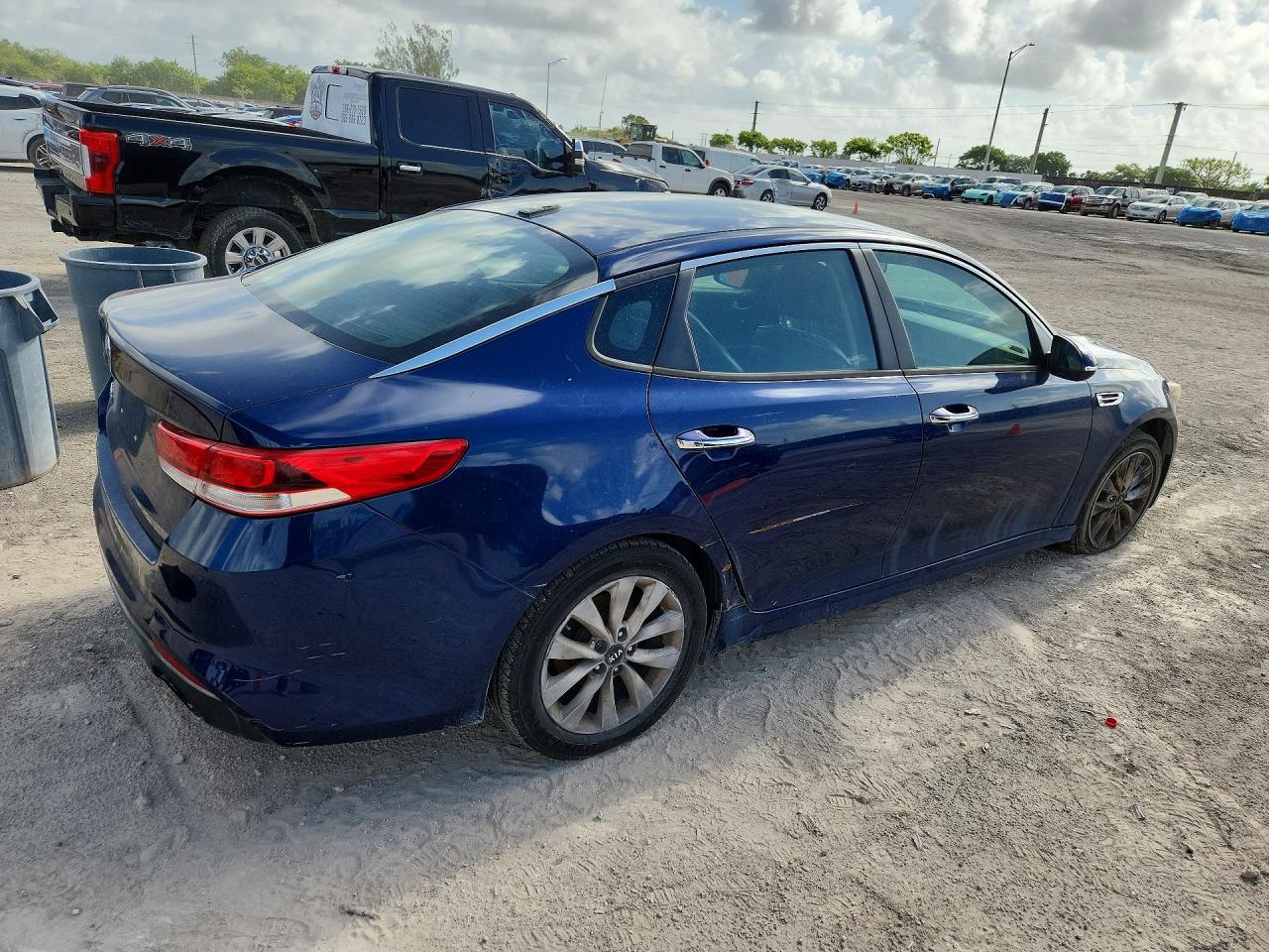 2017 KIA OPTIMA