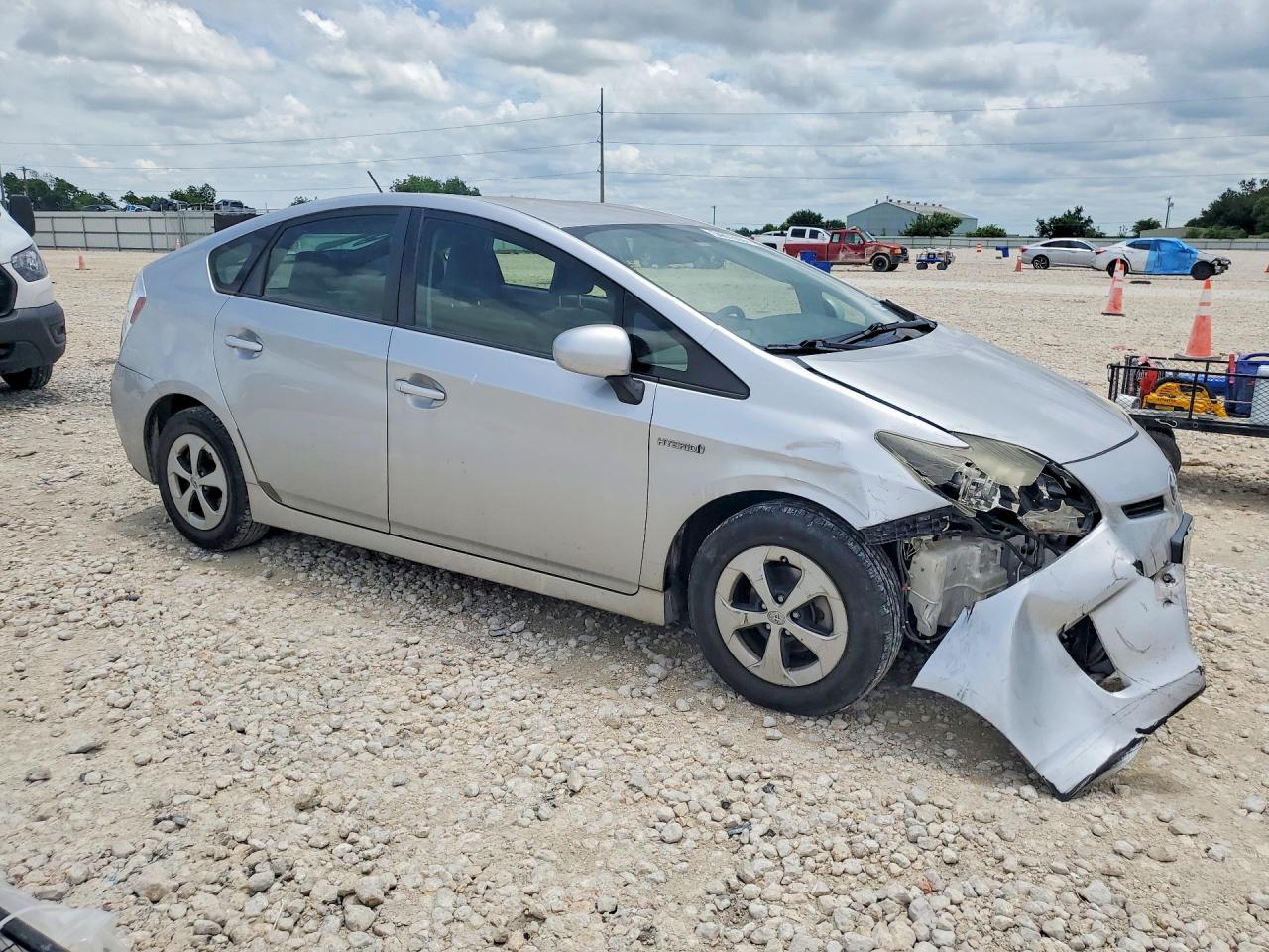 2013 TOYOTA PRIUS