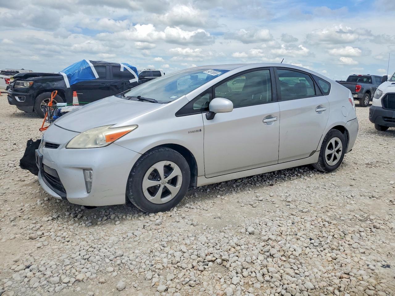 2013 TOYOTA PRIUS