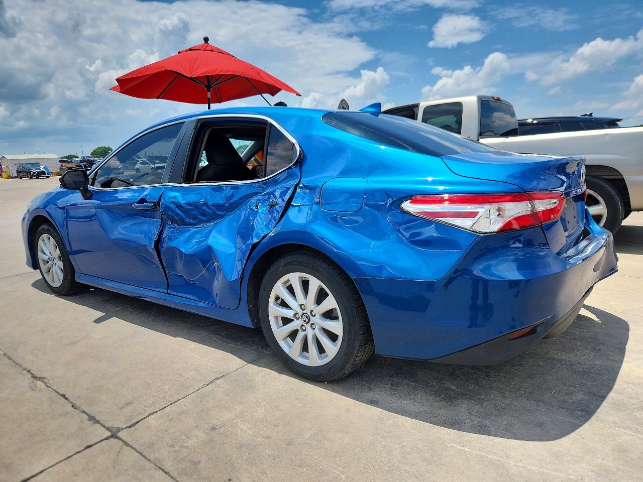 2020 TOYOTA CAMRY