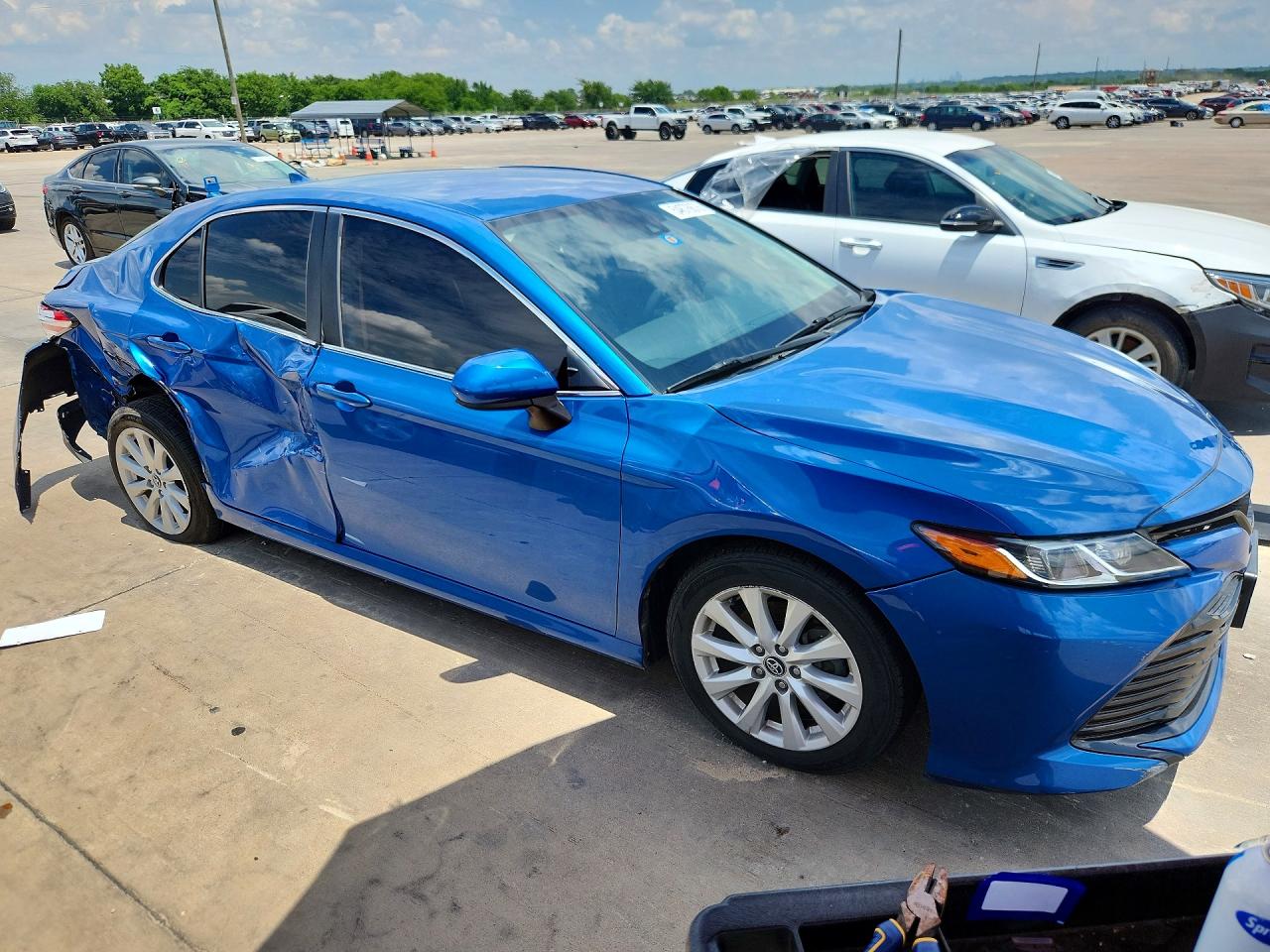 2020 TOYOTA CAMRY