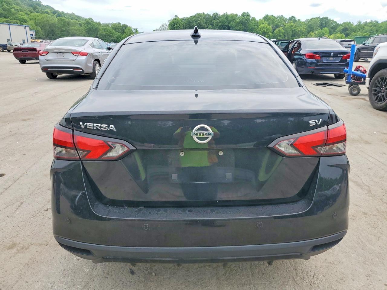 2020 NISSAN VERSA