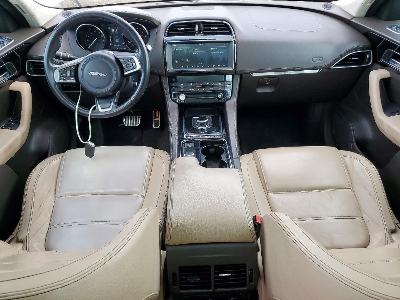 2019 JAGUAR F-PACE