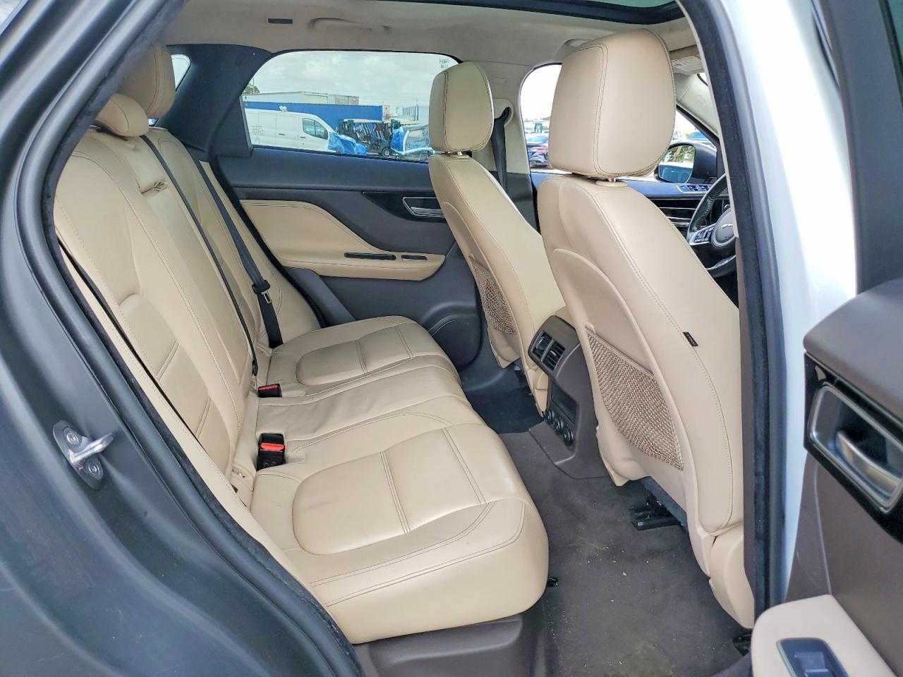 2019 JAGUAR F-PACE