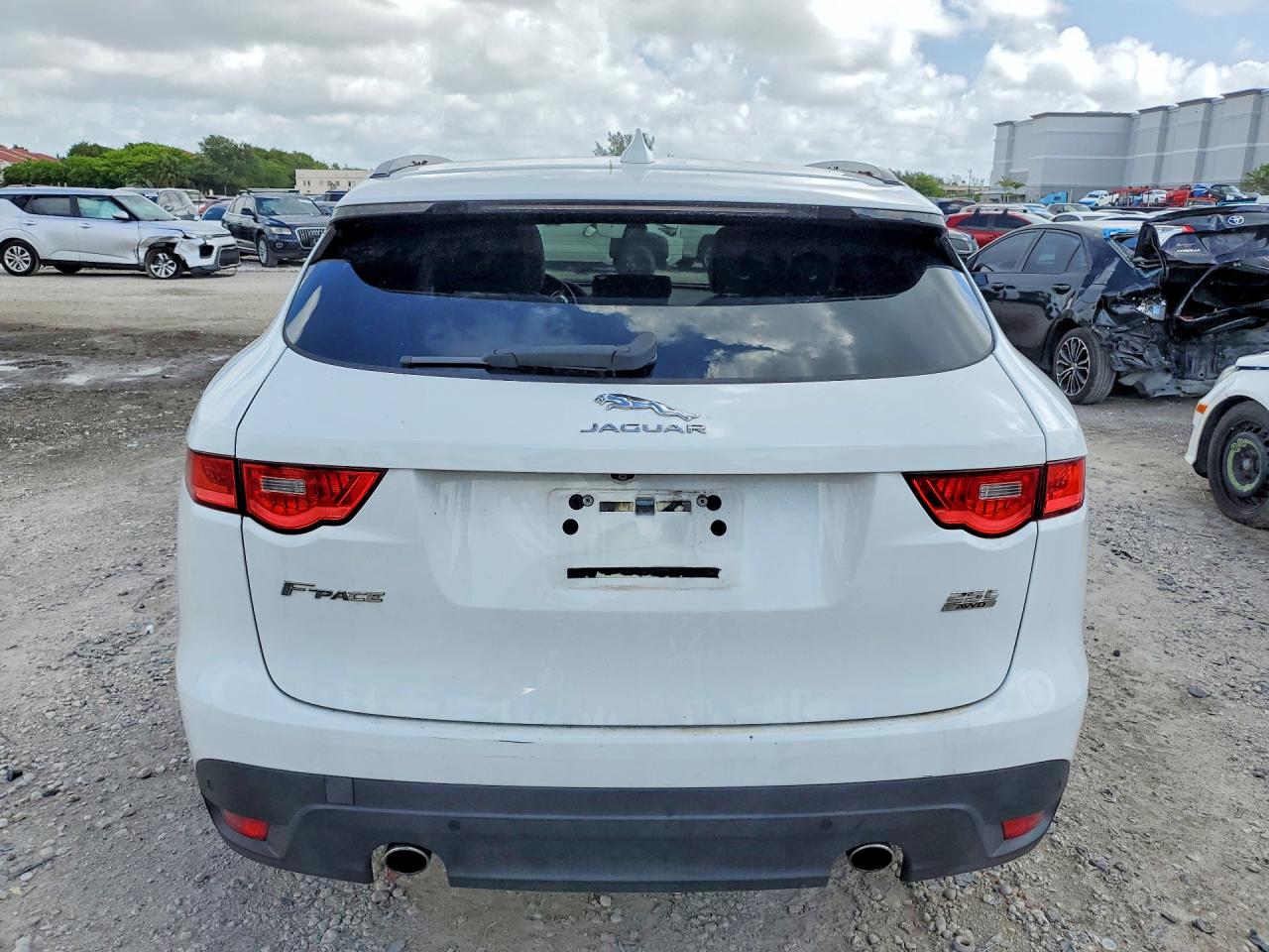 2019 JAGUAR F-PACE