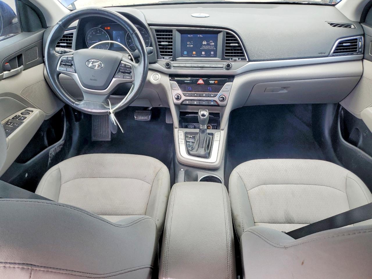 2017 HYUNDAI ELANTRA