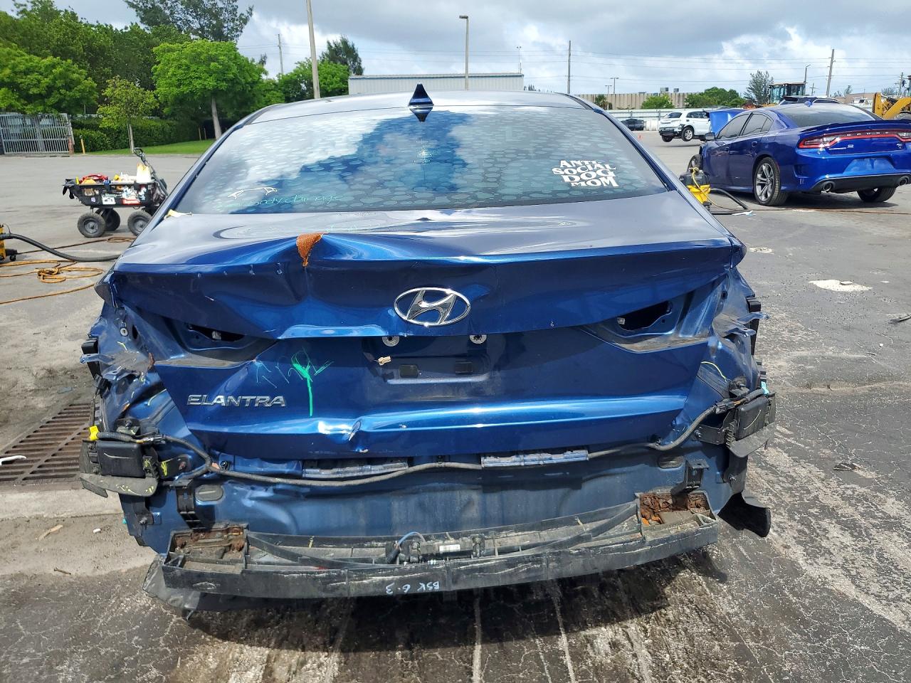 2017 HYUNDAI ELANTRA