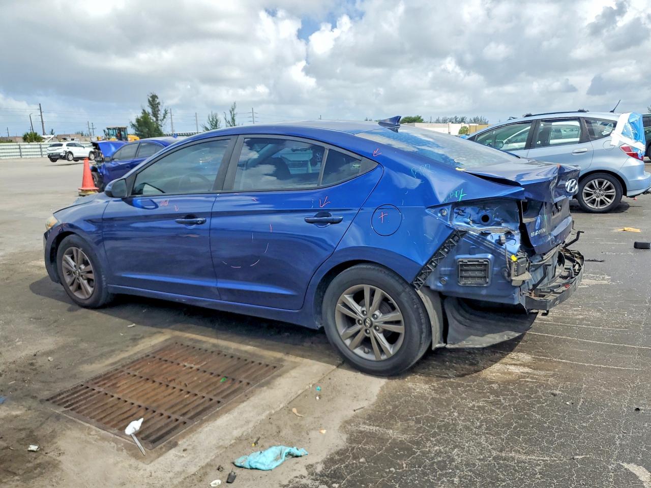 2017 HYUNDAI ELANTRA