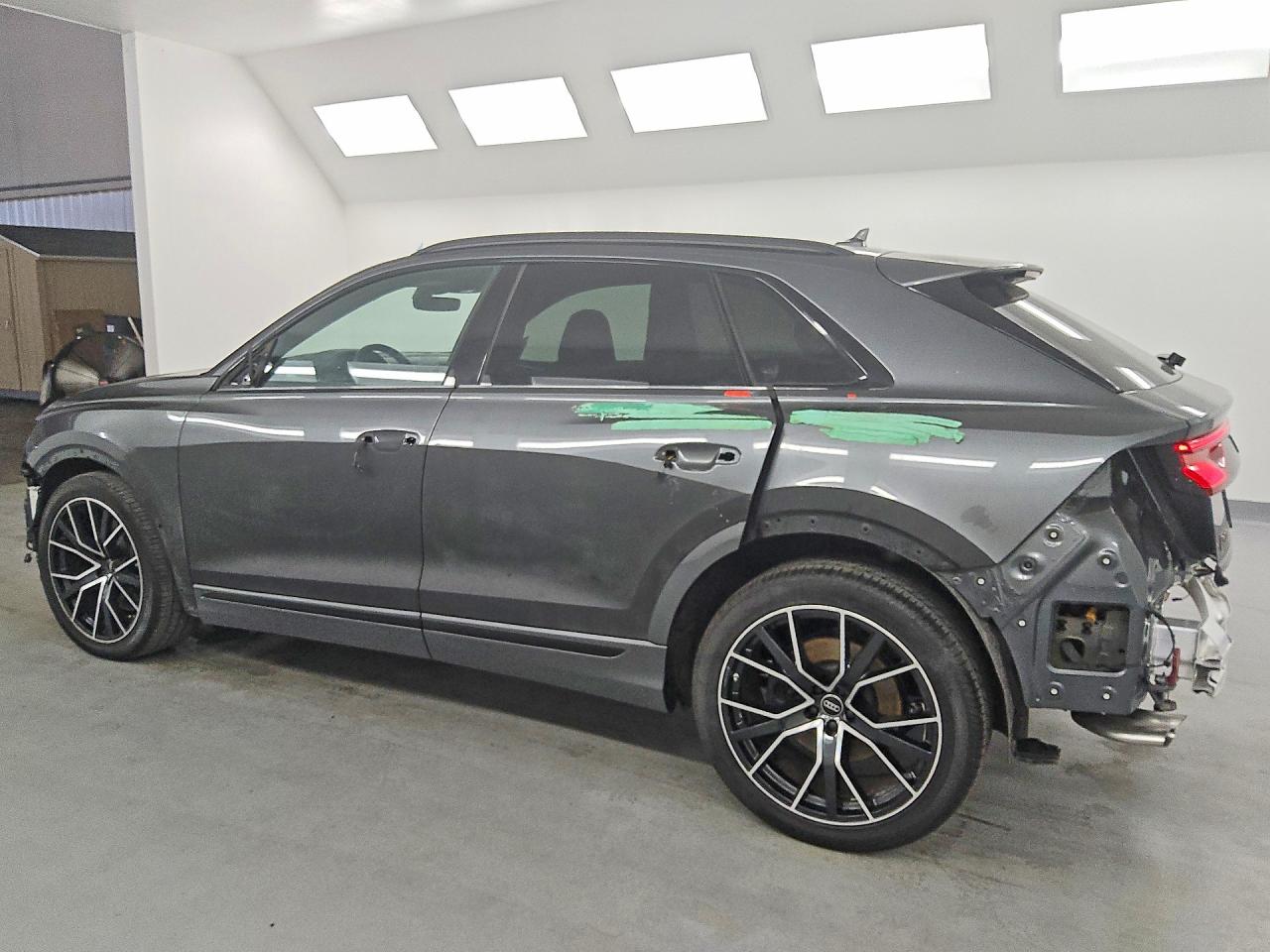 2023 AUDI SQ8