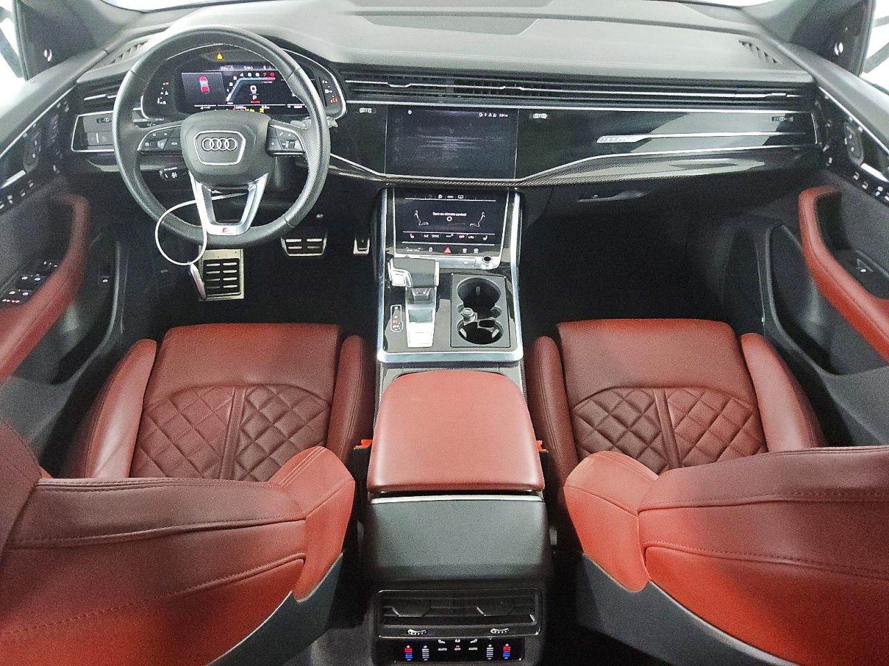 2023 AUDI SQ8