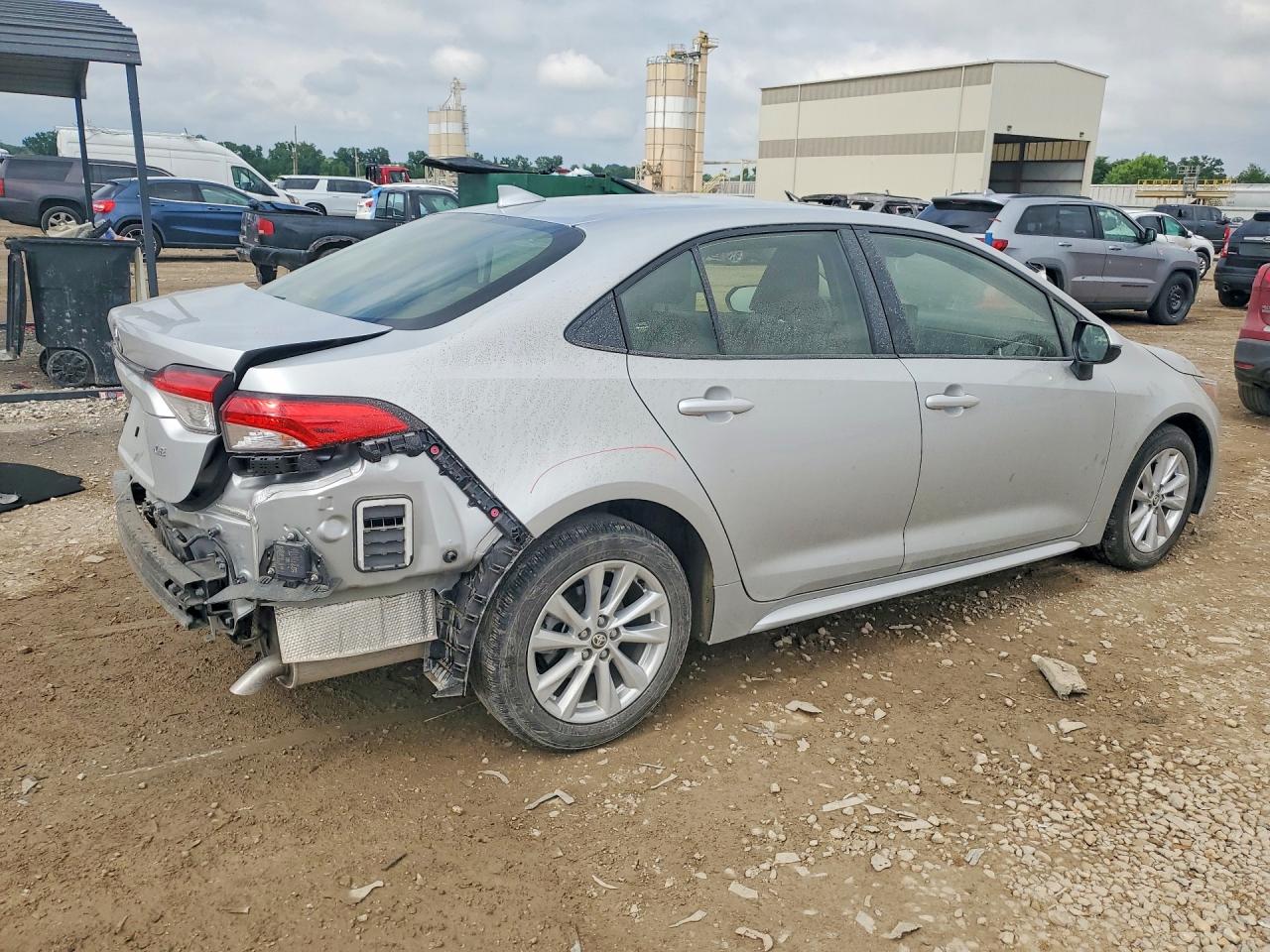 2024 TOYOTA COROLLA