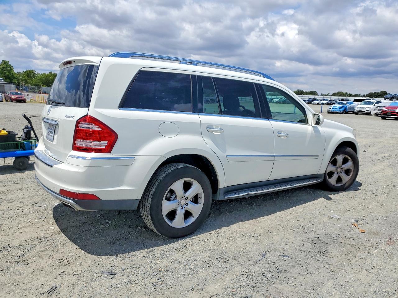 2010 MERCEDES-BENZ GL-CLASS
