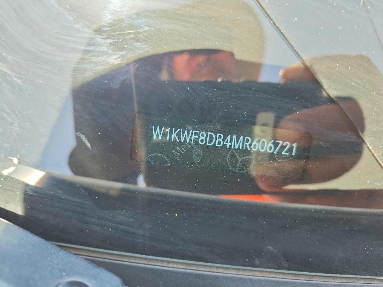 2021 MERCEDES-BENZ C-CLASS