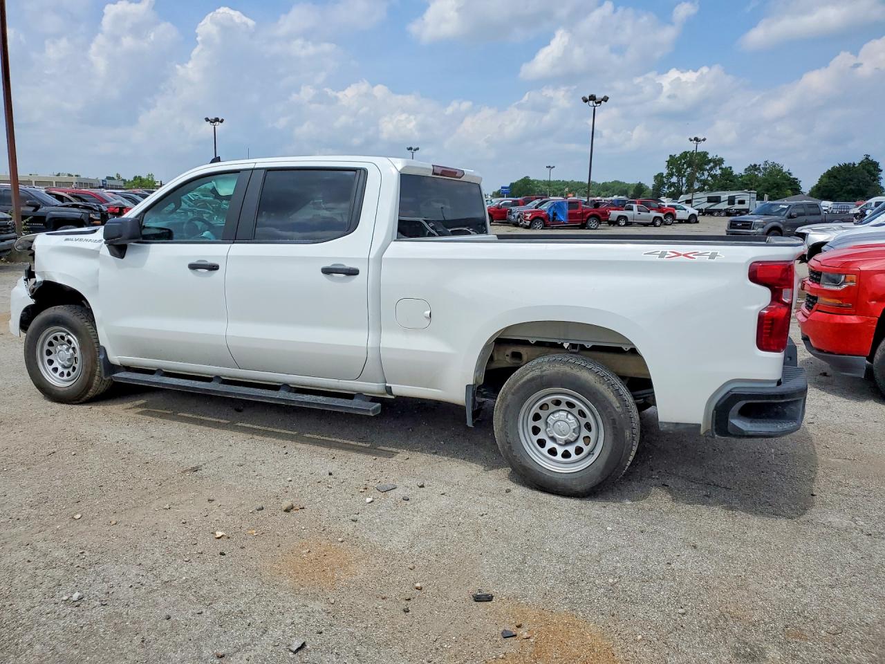 2025 CHEVROLET SILVERADO