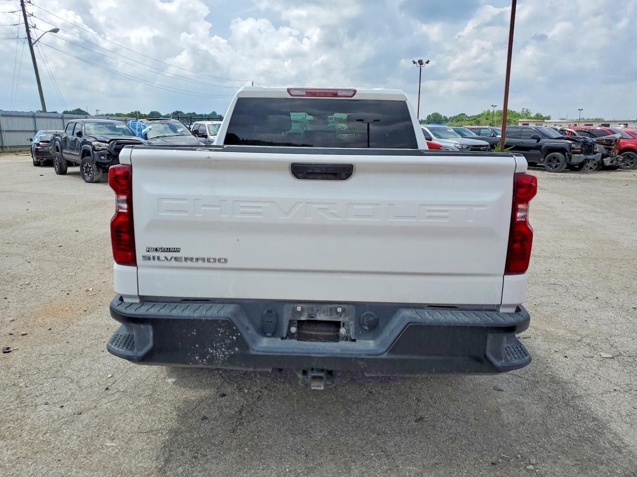 2025 CHEVROLET SILVERADO