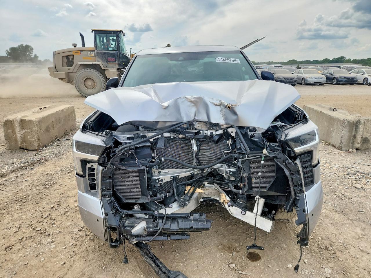 2025 TOYOTA TUNDRA