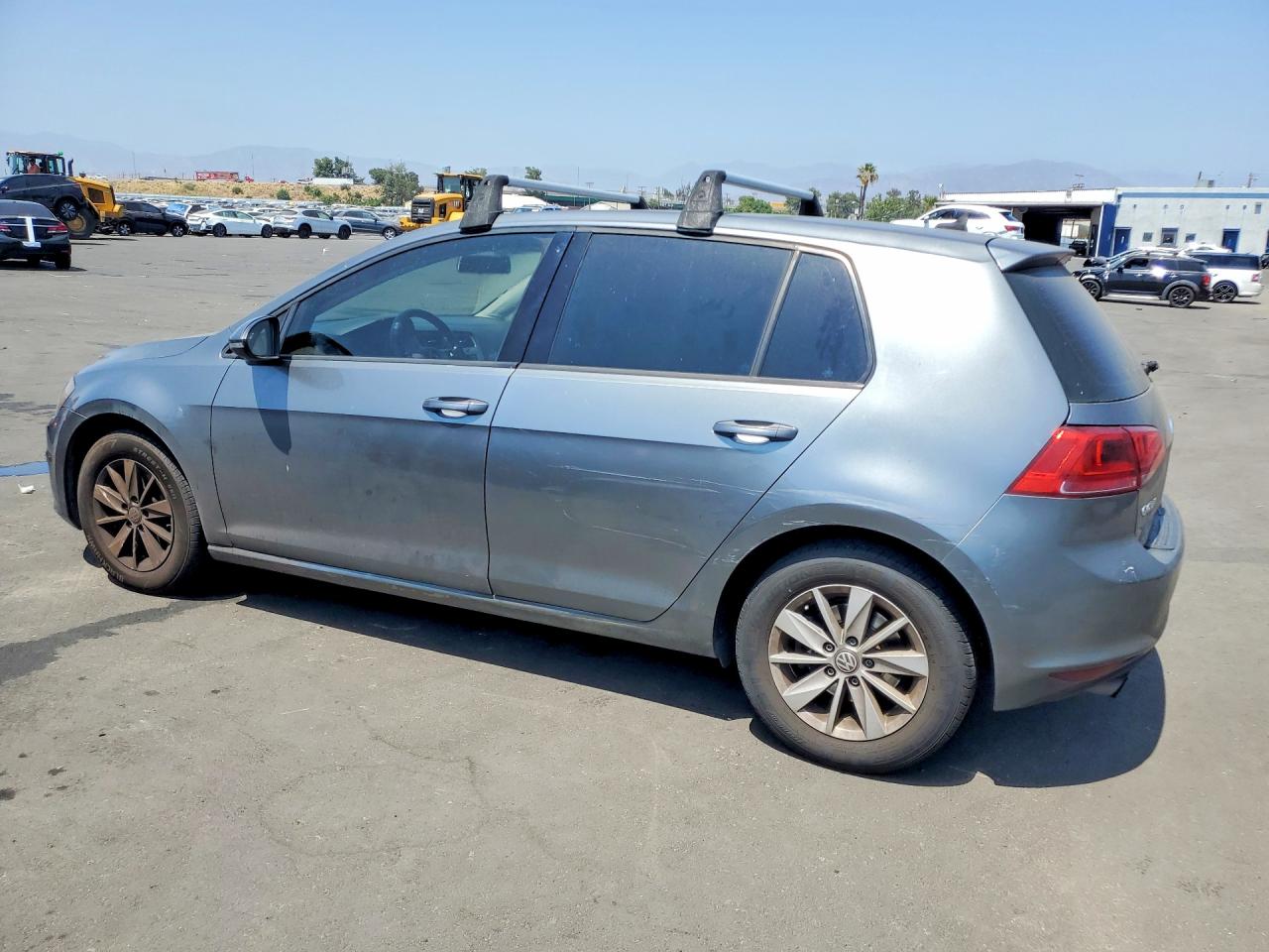 2015 VOLKSWAGEN GOLF
