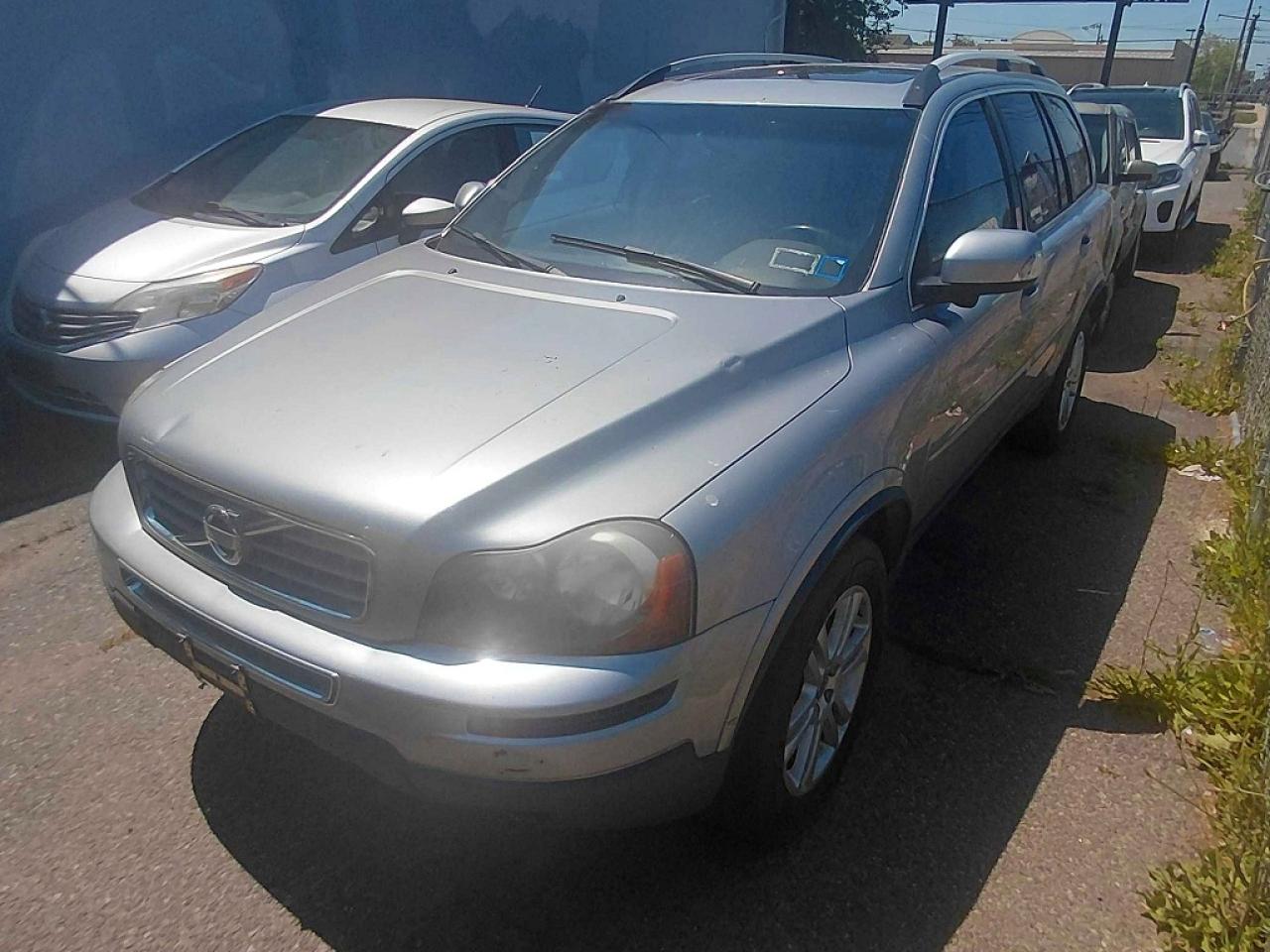 2011 VOLVO XC90