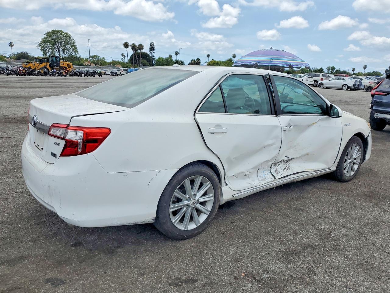 2012 TOYOTA CAMRY SOLA